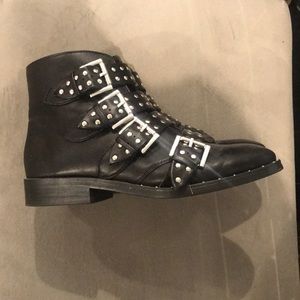 TARGET MOSSIMO SUPPLY CO BOOTS SIZE 8